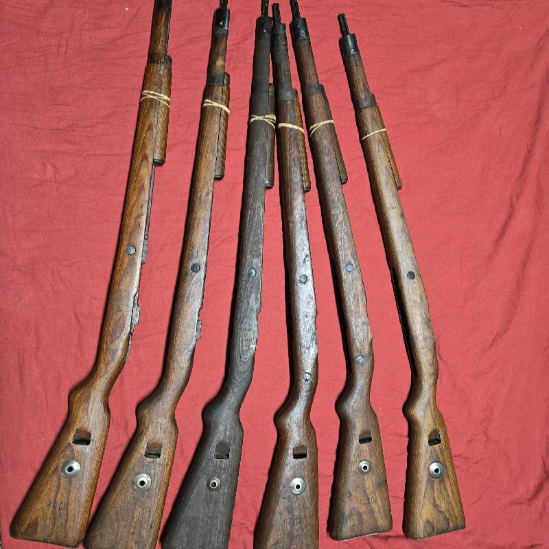 K98 Stock, complete, laminate, WWII German Issue Mauser 98k Flat Buttplate 1939-42 